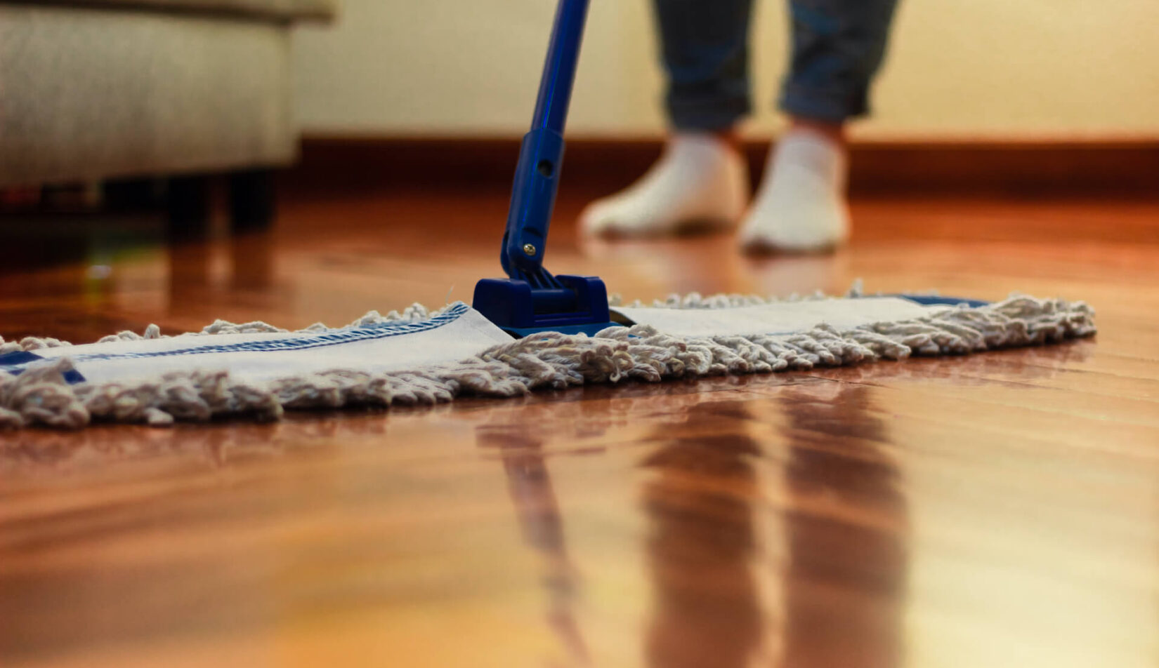 Jaka pasta do podłóg drewnianych będzie najlepsza? Poradnik